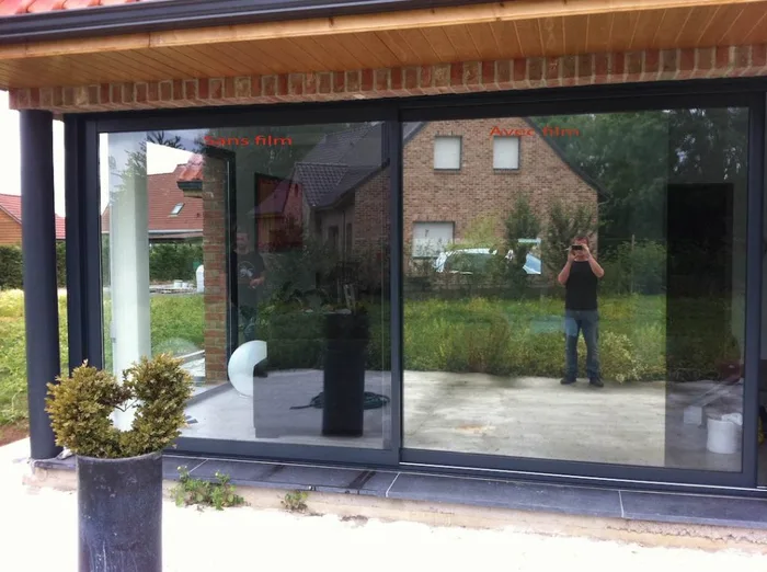 Pose film miroir sans tain — Professionnel