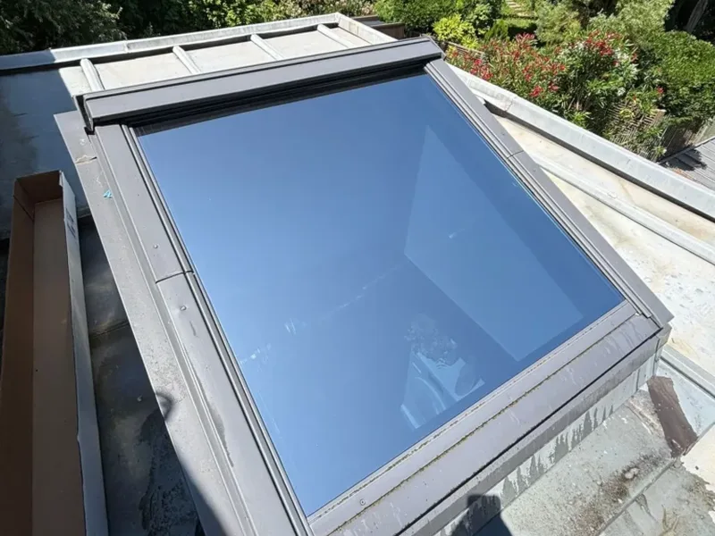 Film anti-chaleur pour Velux et fenêtre de toit
